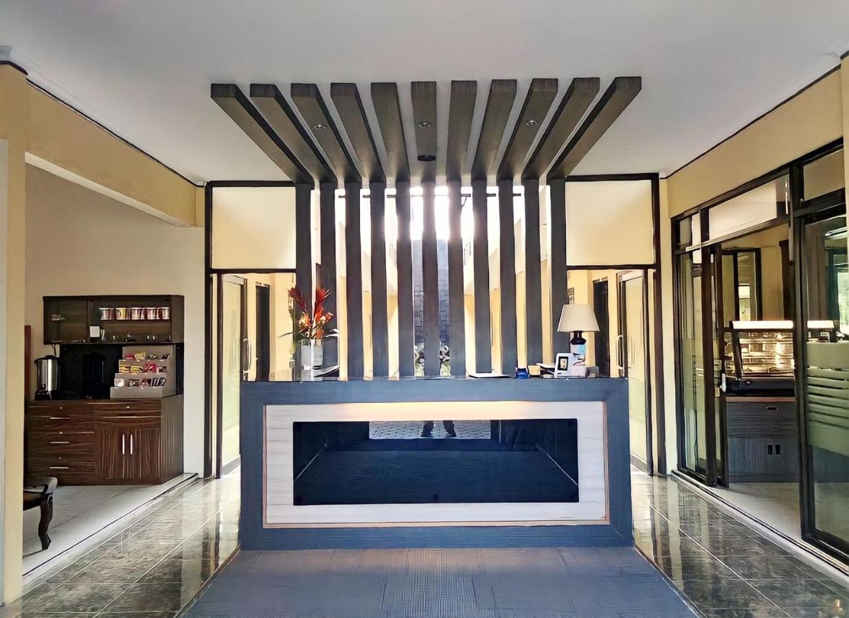 Penginapan Asiera Banyuwangi  Exterior foto